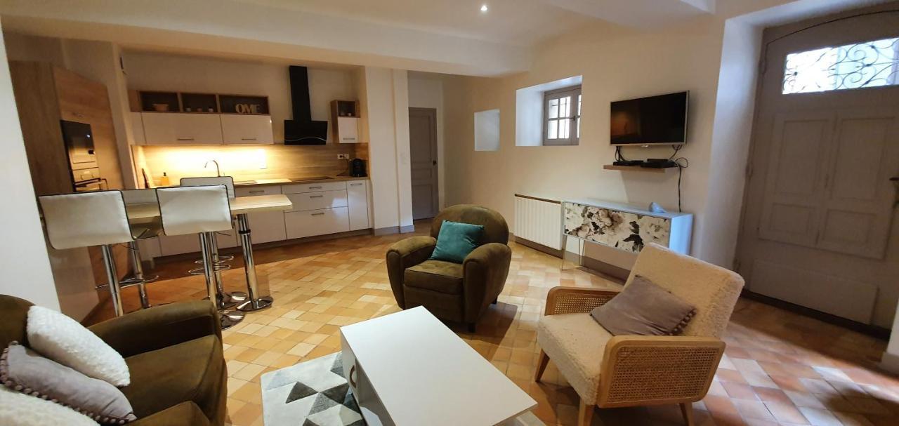 Centre Historique 3 Pieces Duplex *